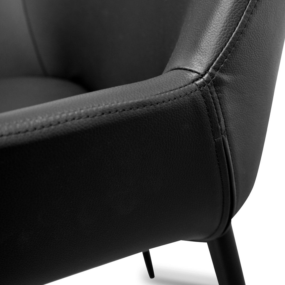 black chair_1